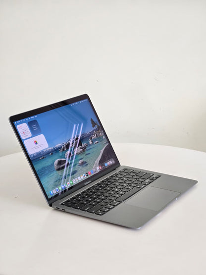 Apple MacBook Air M1 2020 13-inch – 8GB RAM 512GB SSD Space Grey | Apple M1 Chip Laptop UAE