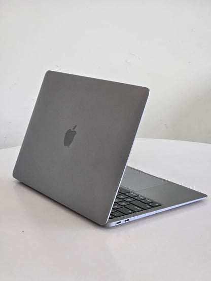Apple MacBook Air M1 2020 13-inch – 8GB RAM 512GB SSD Space Grey | Apple M1 Chip Laptop UAE